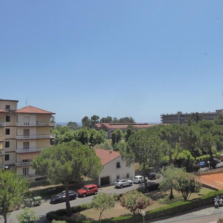 La Casa Di Tina Apartment Ventimiglia Exterior foto